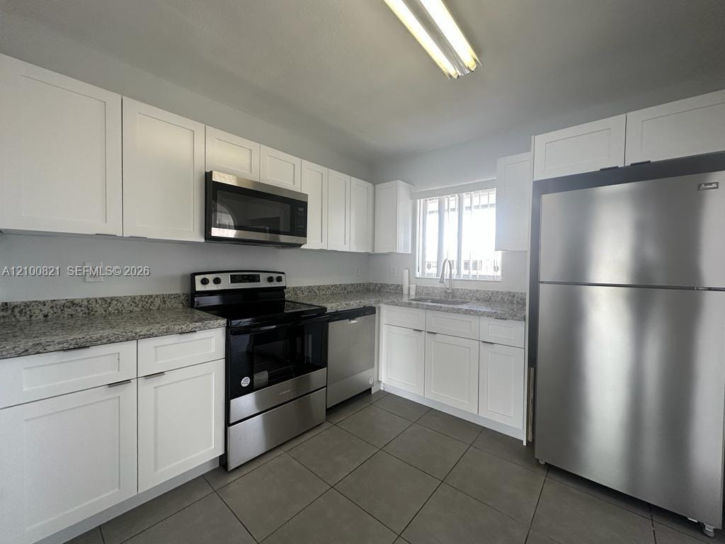 980 NE 170th Street 212, North Miami Beach, FL 33162 photo 1