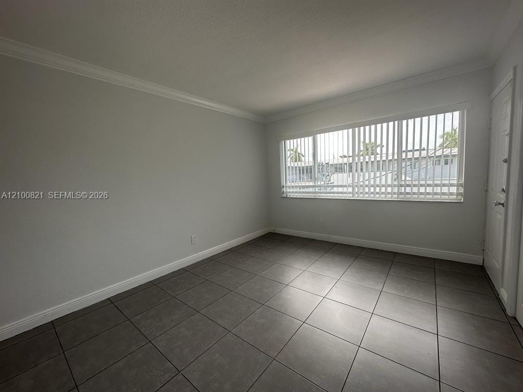 980 NE 170th Street 212, North Miami Beach, FL 33162 photo 20