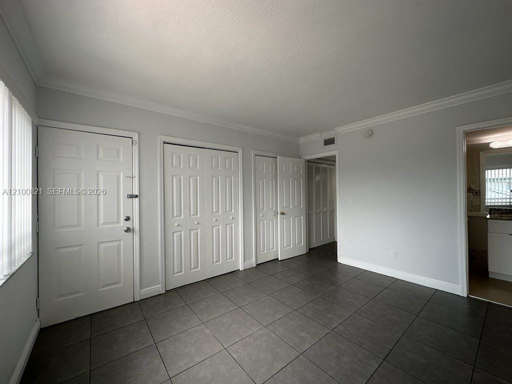 980 NE 170th Street 212, North Miami Beach, FL 33162 photo 5