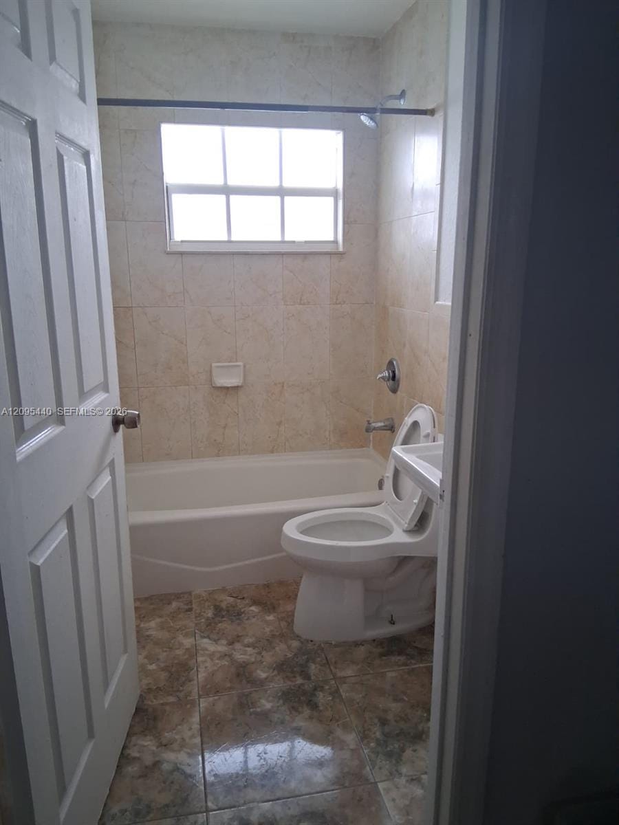 474 E 10th Street 0, Hialeah, FL 33010 photo 2