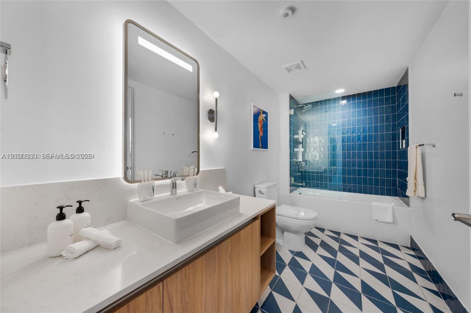 159 NE 6 Street 1617, Miami, FL 33132 photo 10