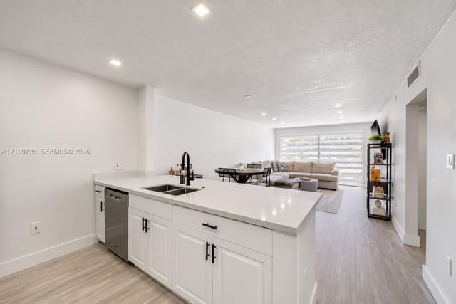 8267 SW 128th Street 115, Pinecrest, FL 33156