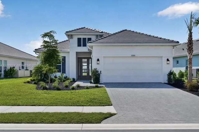 15690 Genova Drive, Naples, FL 34114