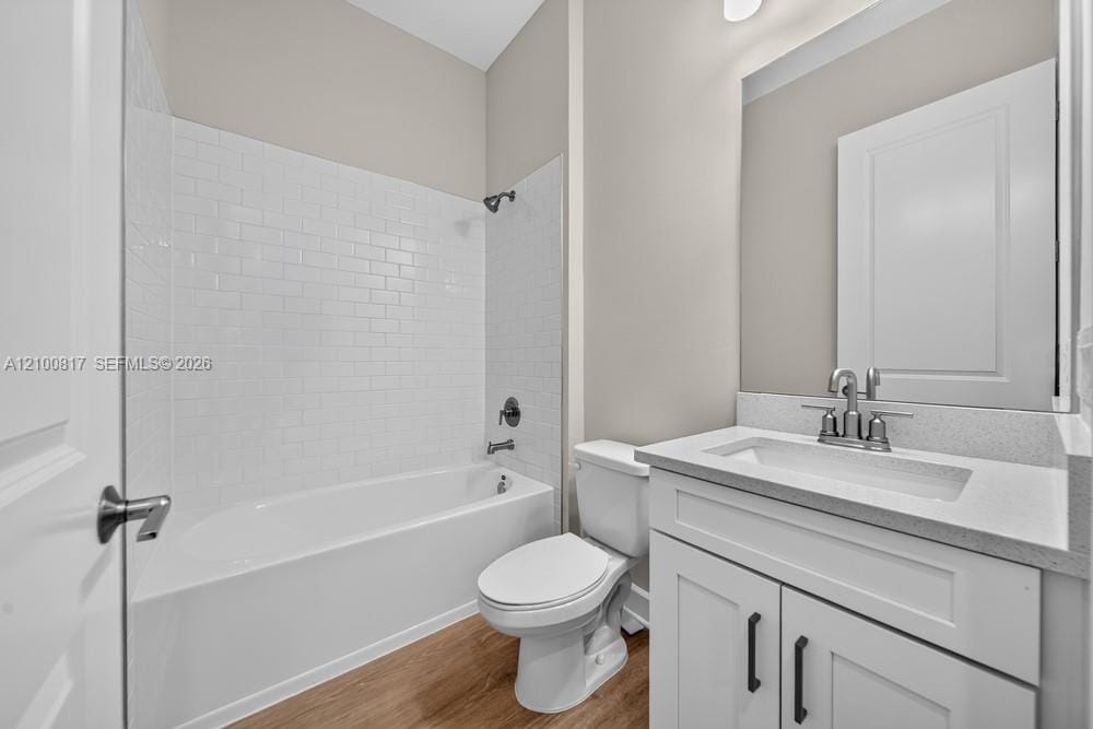 15690 Genova Drive, Naples, FL 34114 photo 13