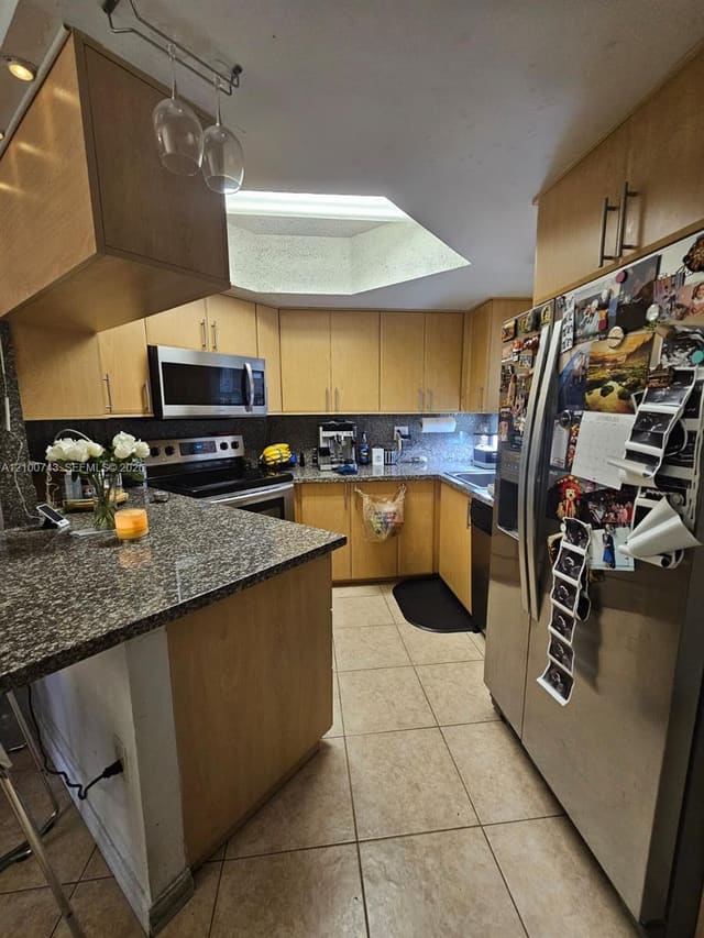 8343 Lake Drive 108, Doral, FL 33166