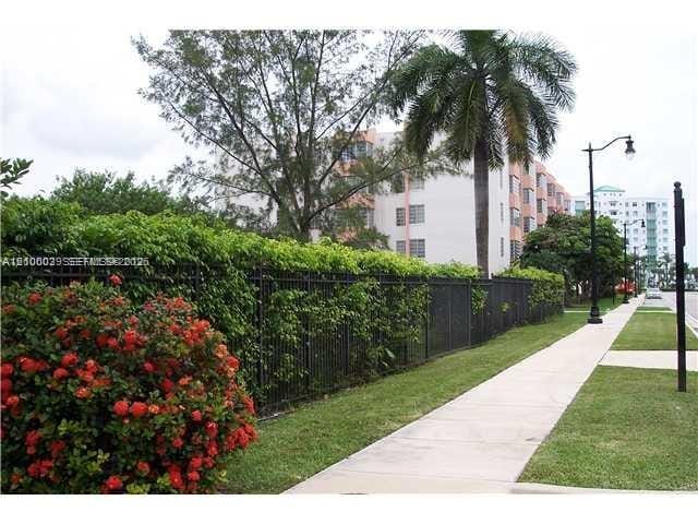 220 180 Drive, Sunny Isles Beach, FL 33160 photo 2