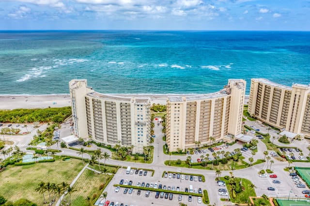 400 OCEAN TRAIL Way 209, Jupiter, FL 33477