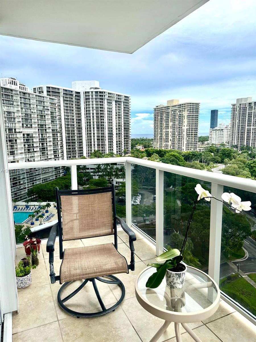 3675 N Country Club Drive 1504, Aventura, FL 33180 photo 12