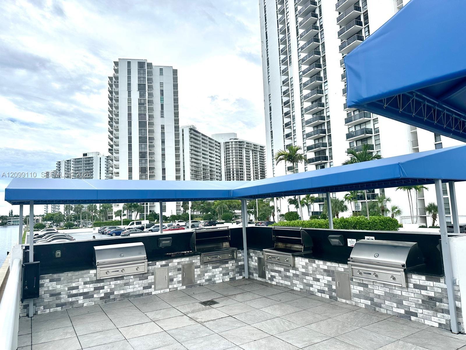 3675 N Country Club Drive 1504, Aventura, FL 33180 photo 25