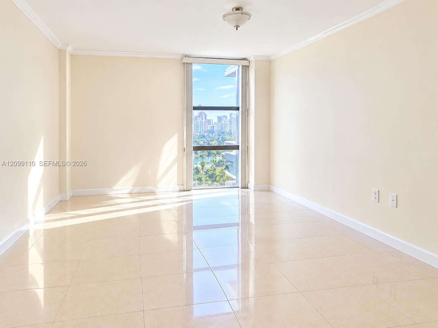 3675 N Country Club Drive 1504, Aventura, FL 33180 photo 5