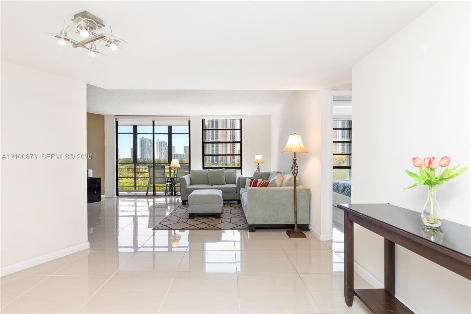 20400 W Country Club Drive 605, Aventura, FL 33180 photo 22