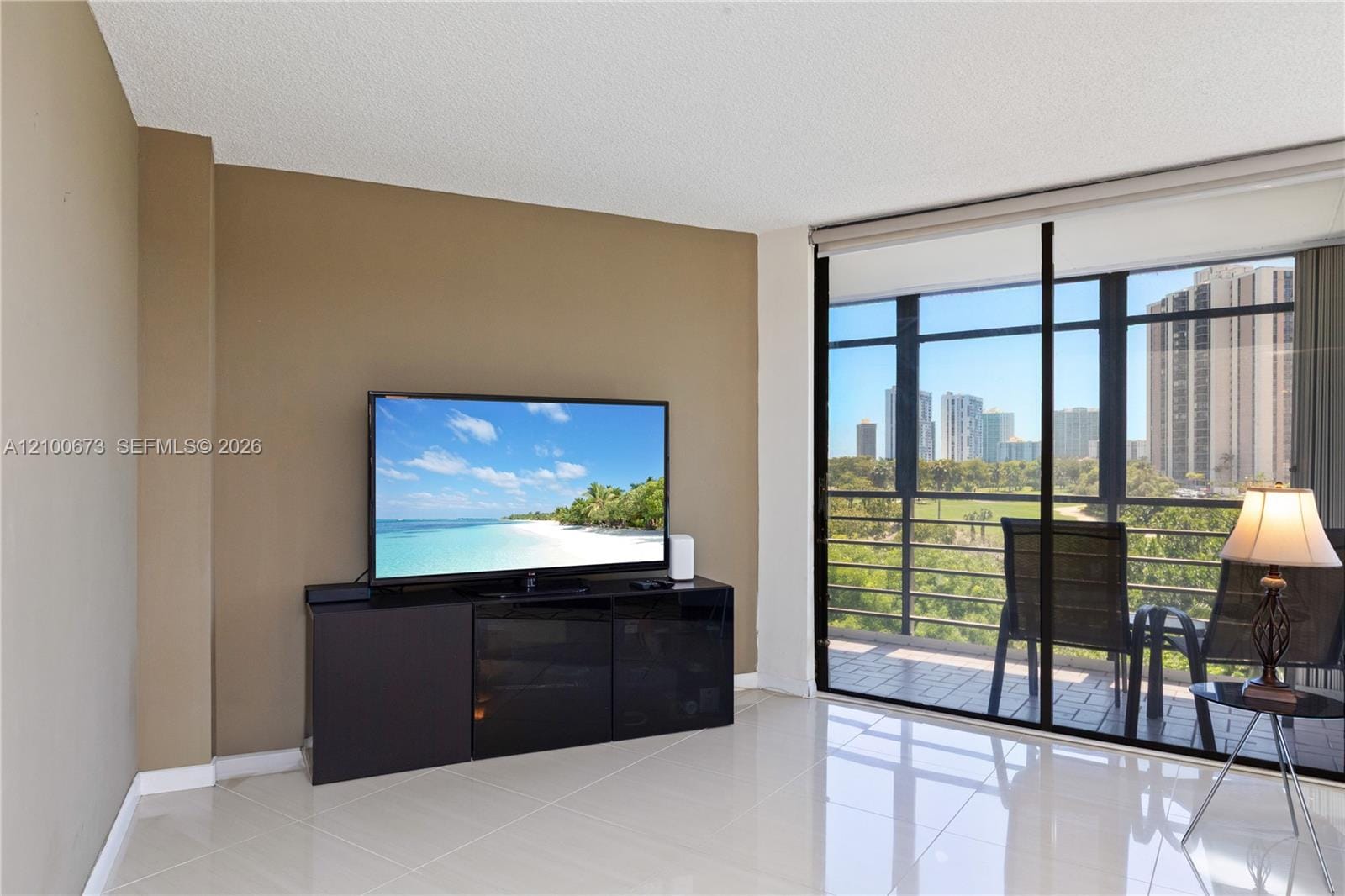 20400 W Country Club Drive 605, Aventura, FL 33180 photo 25