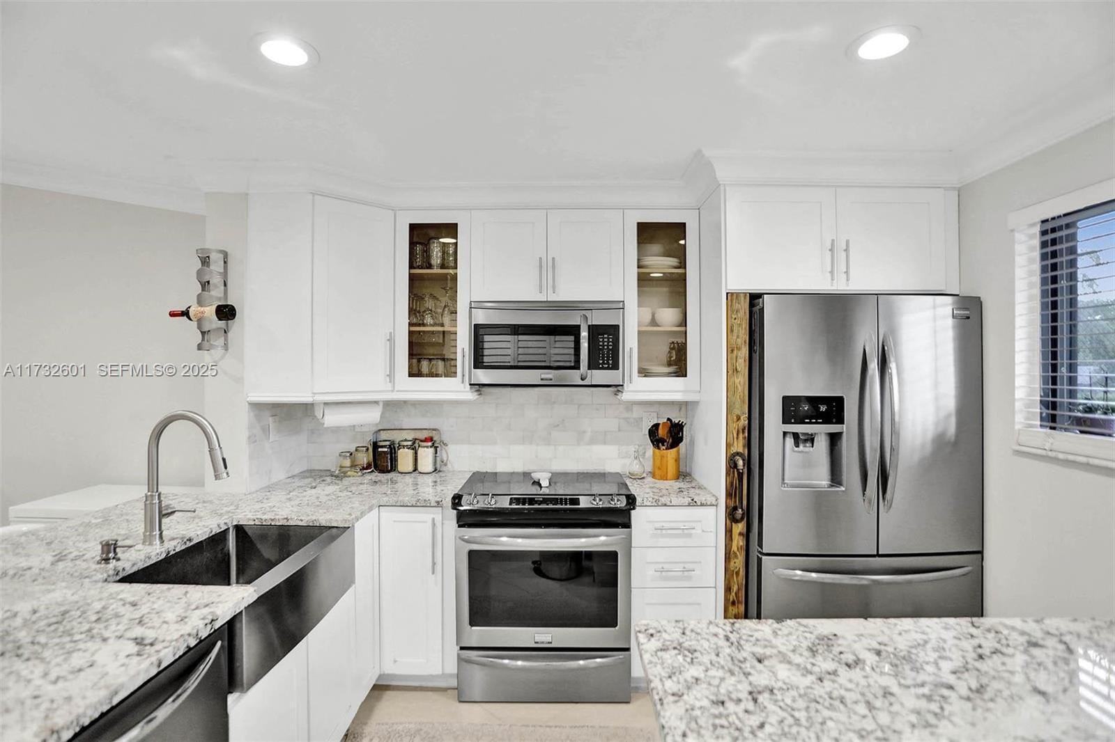 9395 BOCA COVE Circle 1208 — photo 1