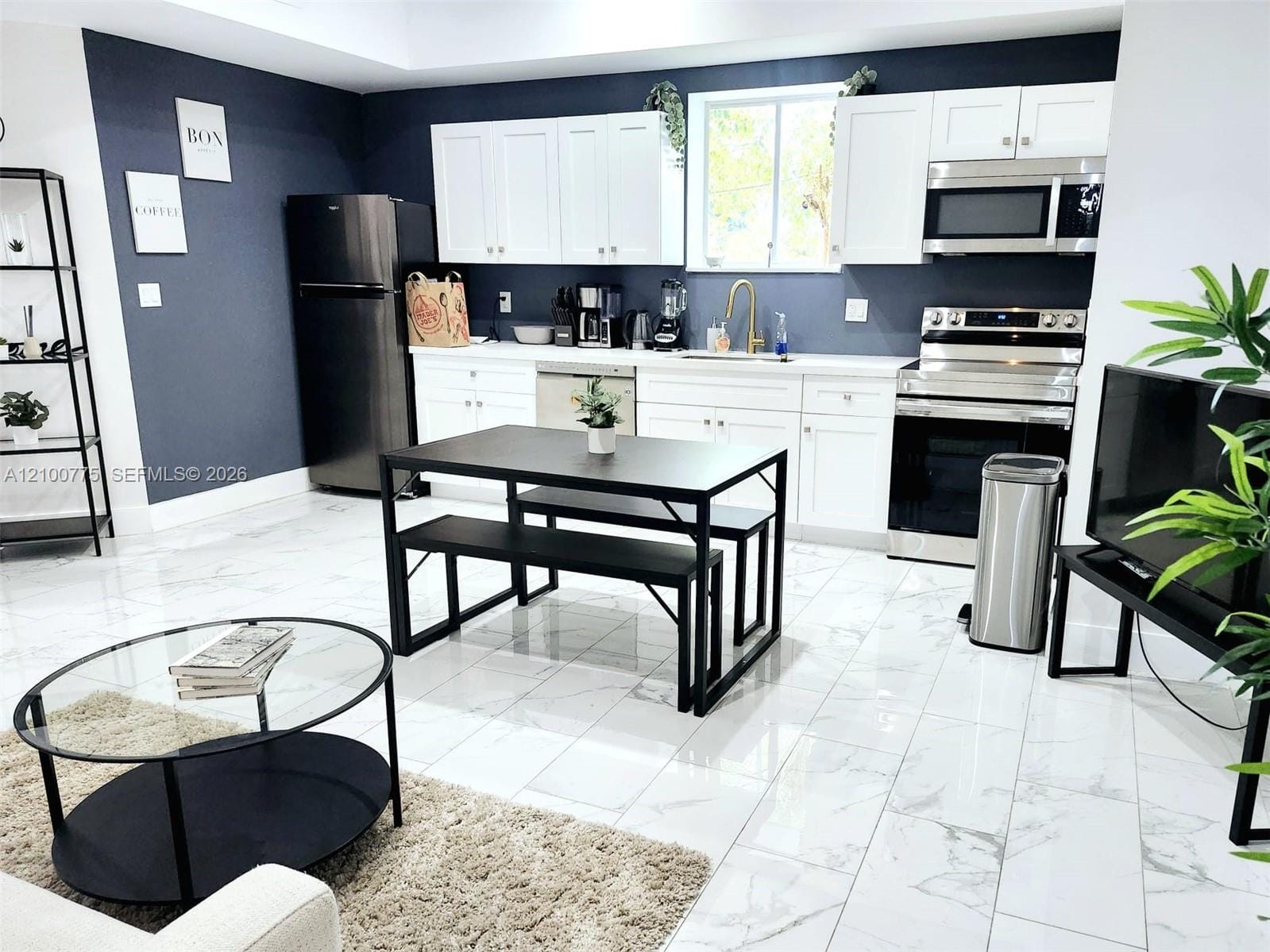 1860 NW 24th Avenue 301, Miami, FL 33125