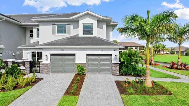15345 Giardino Drive 201, Naples, FL 34114