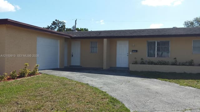 4304 N Shore Drive, West Palm Beach, FL 33407