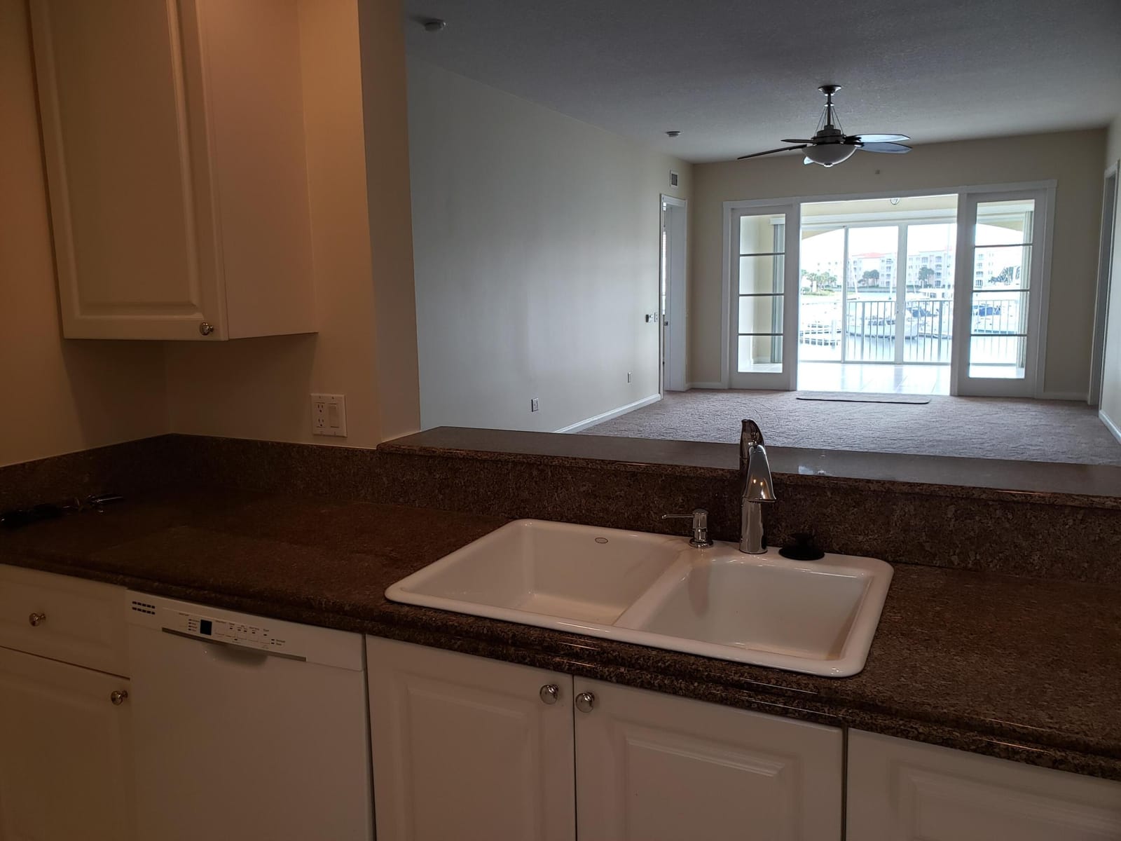 11 HARBOUR ISLE Drive W 201, Fort Pierce, FL 34949 photo 4