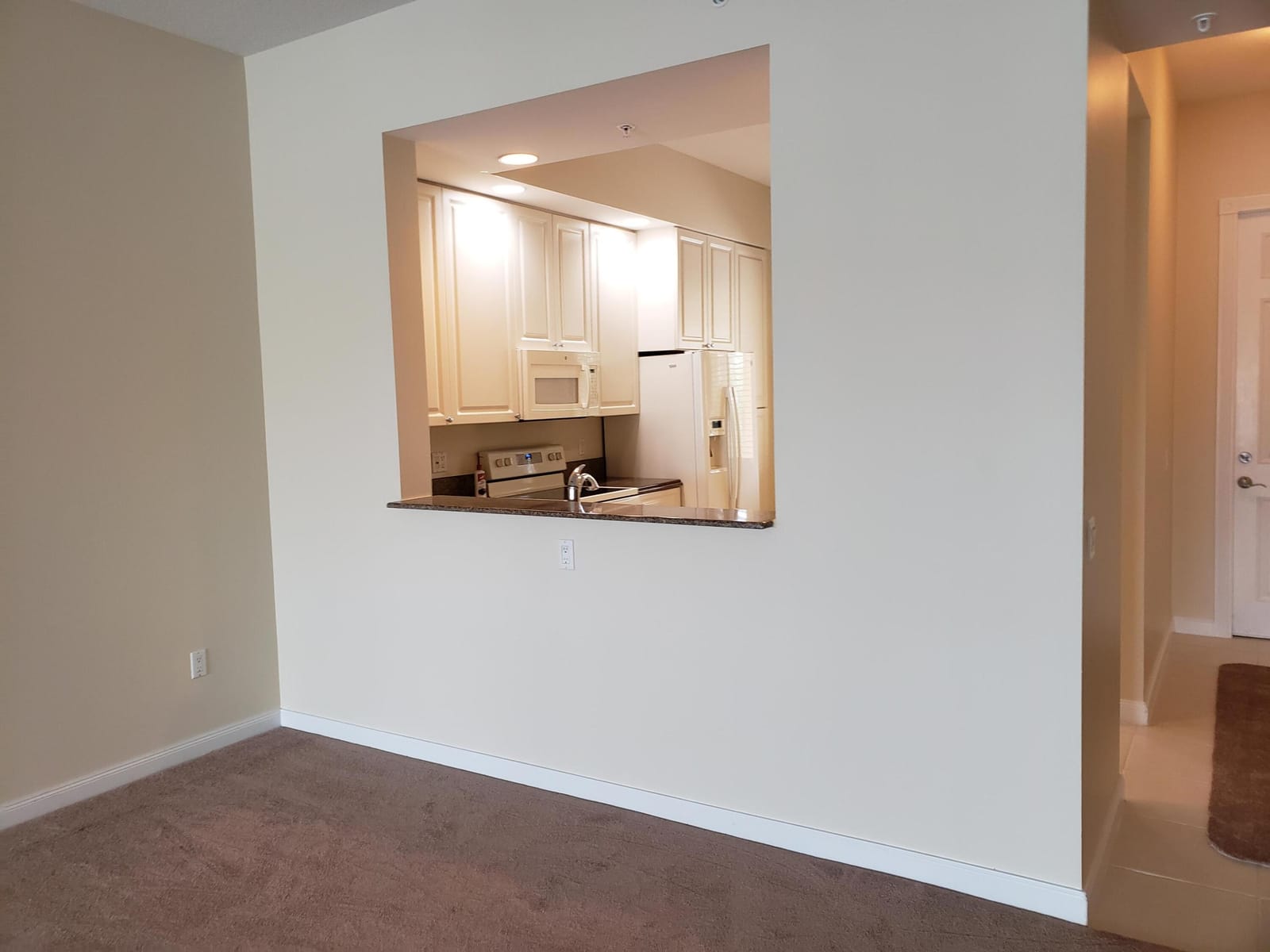 11 HARBOUR ISLE Drive W 201, Fort Pierce, FL 34949 photo 6