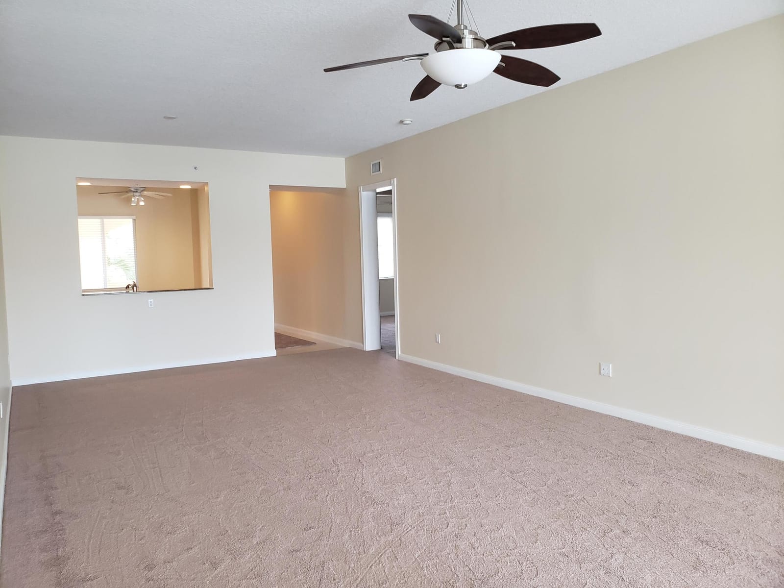 11 HARBOUR ISLE Drive W 201, Fort Pierce, FL 34949 photo 9