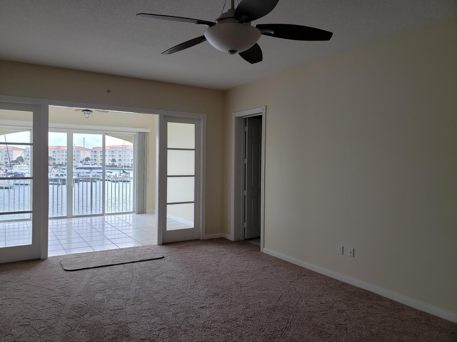 11 HARBOUR ISLE Drive W 201, Fort Pierce, FL 34949 photo 10