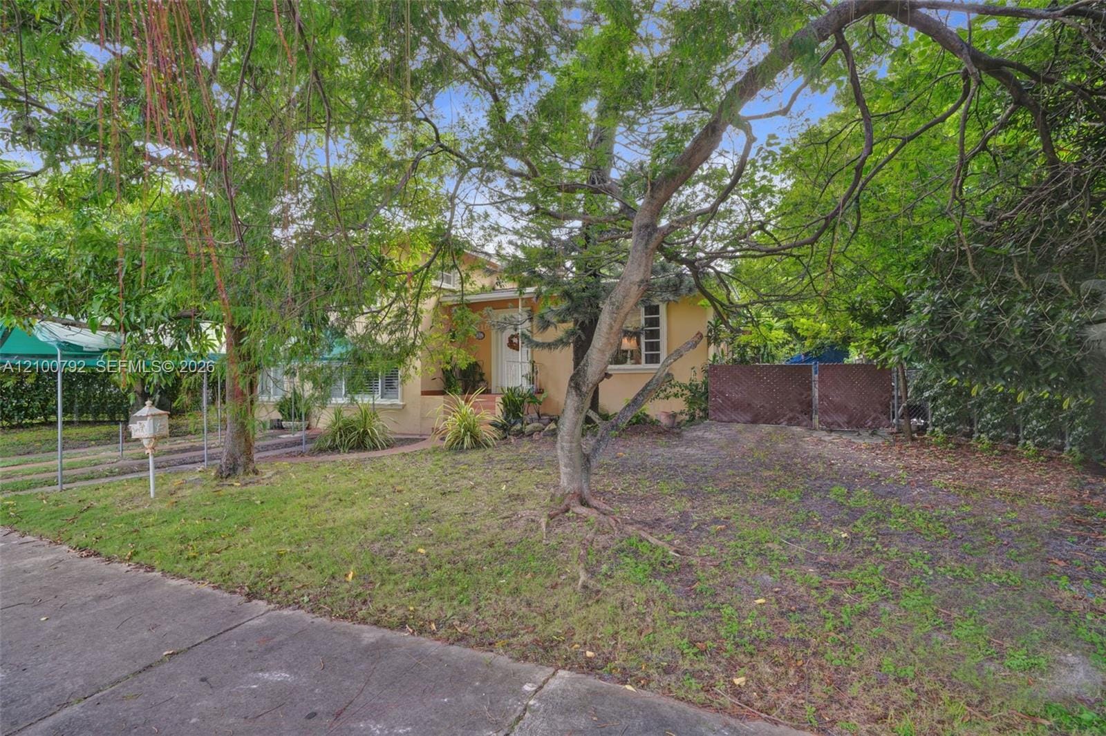2210 SW 79th Court — photo 4