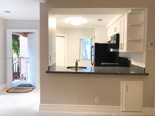 13902 SW 91st Terrace 13902, Miami, FL 33186