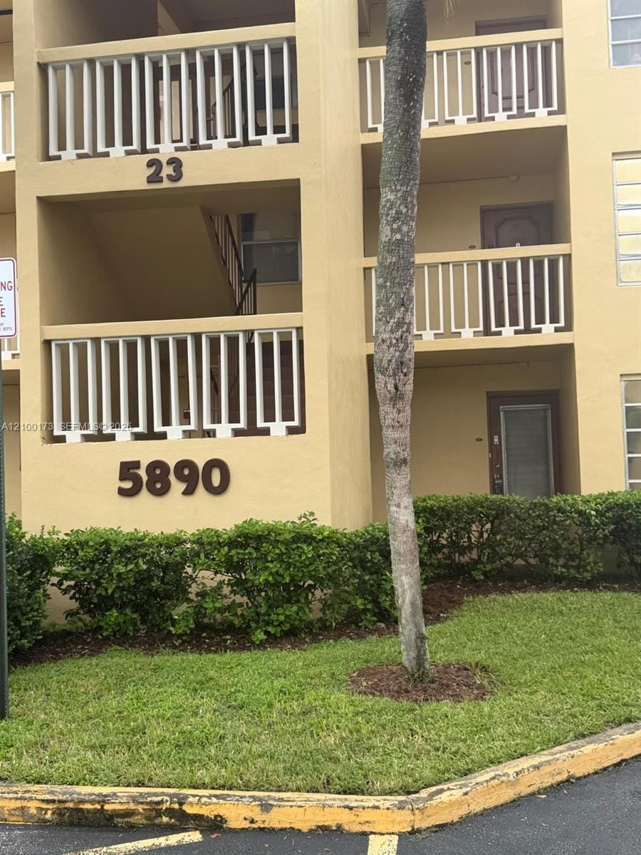 5890 NW 64th Avenue 308, Tamarac, FL 33319 photo 5