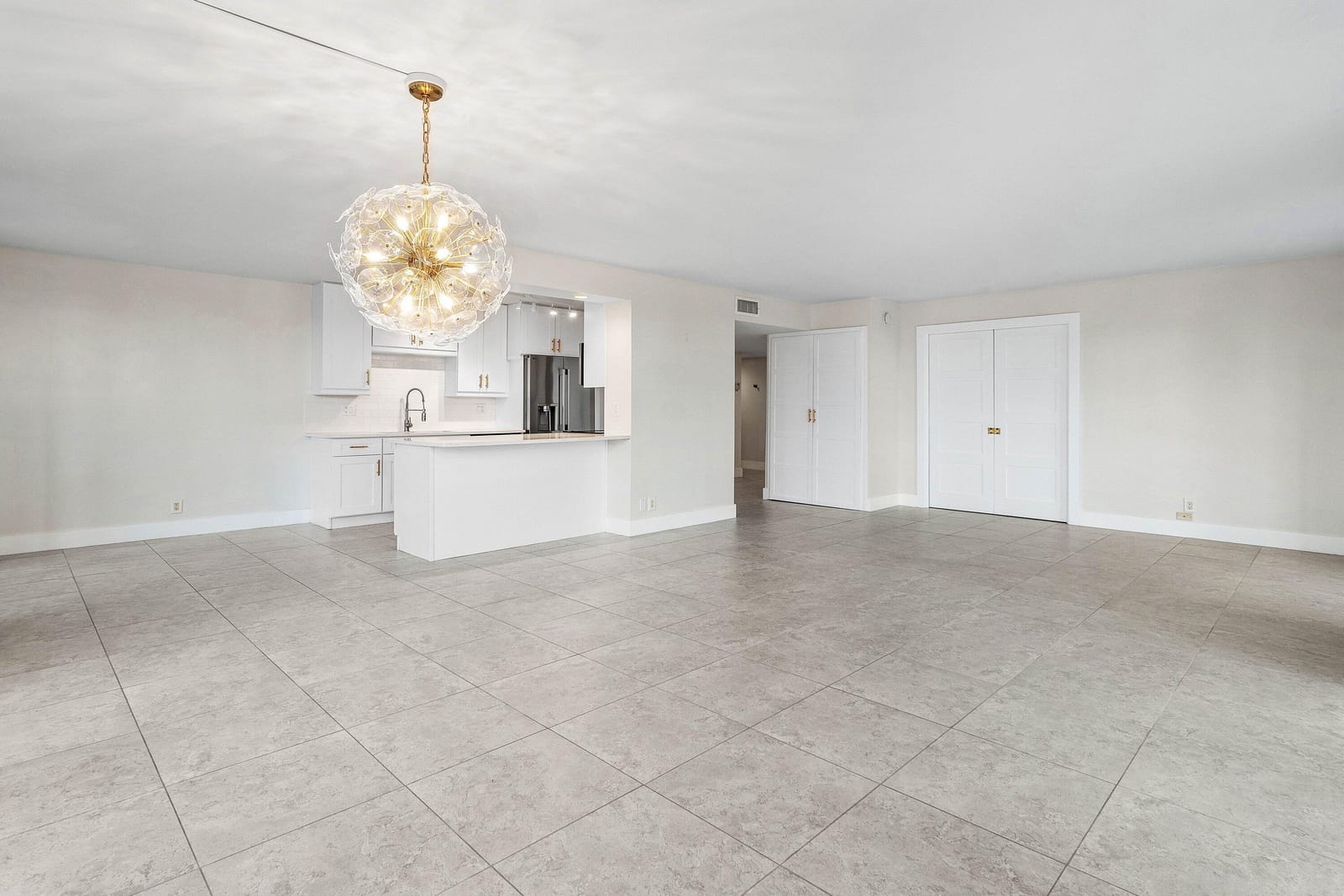 800 JEFFERY Street 201 — photo 7