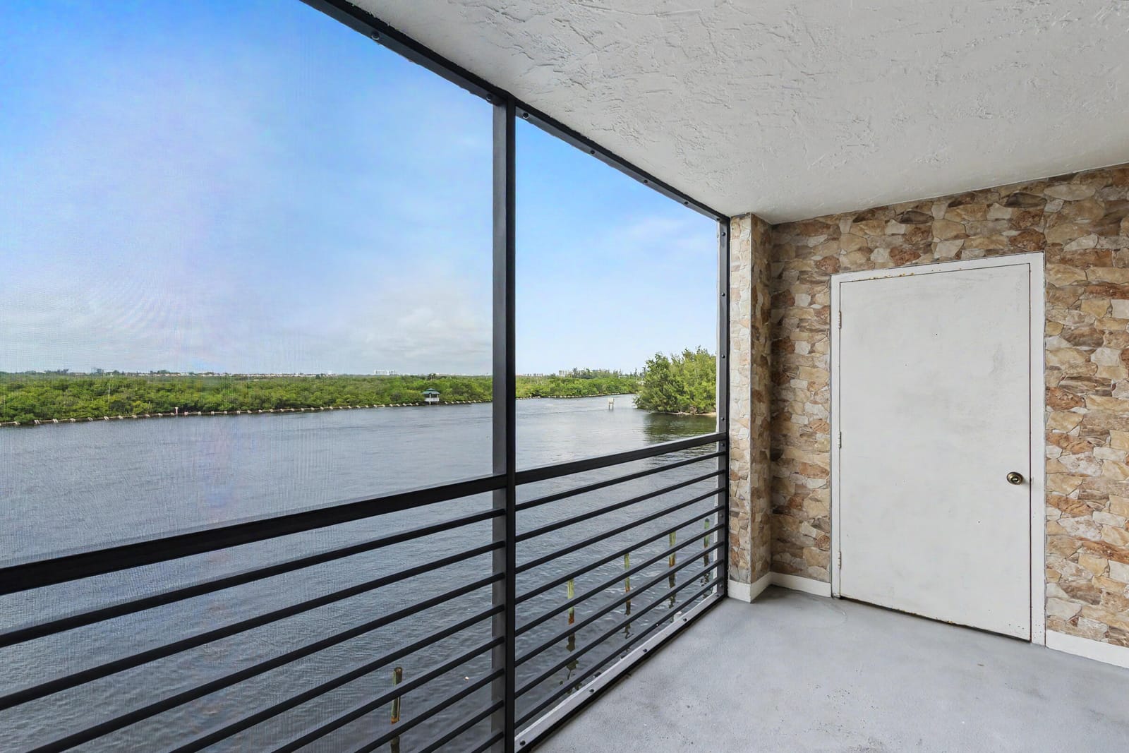 3200 N OCEAN Drive 402 — photo 4
