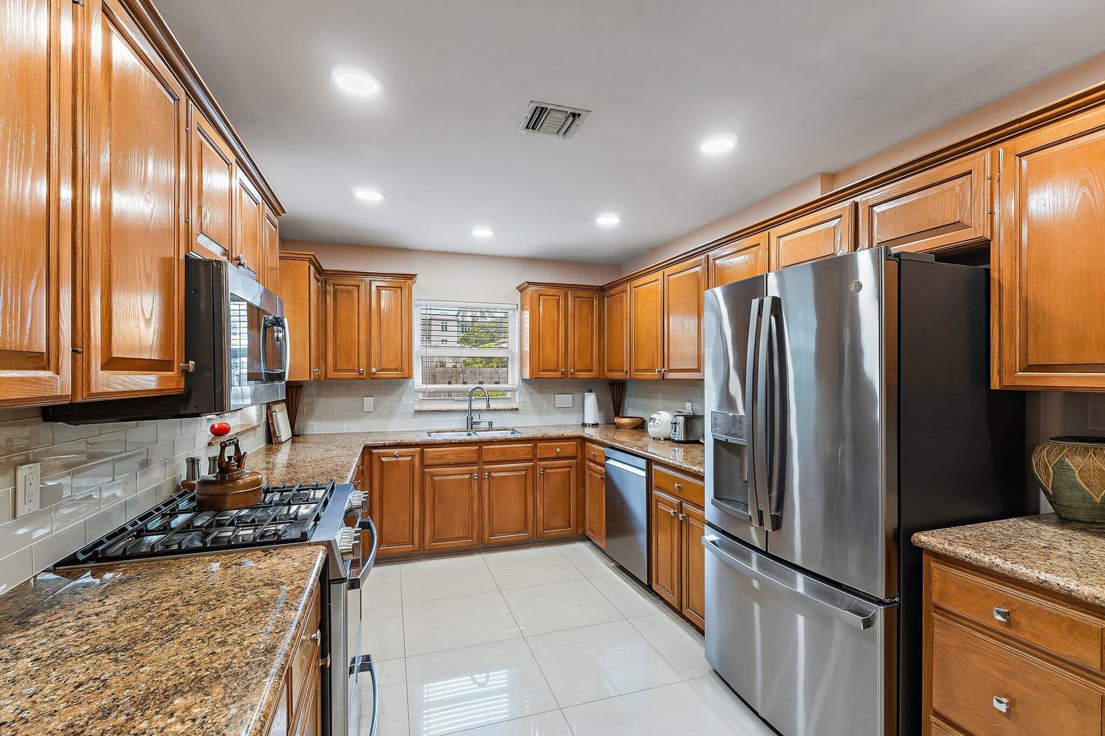 324 Sandal Lane, Palm Beach Shores, FL 33404 photo 18