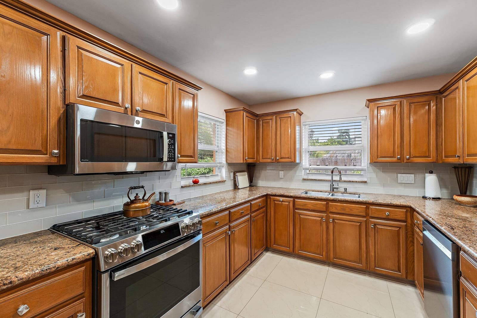 324 Sandal Lane, Palm Beach Shores, FL 33404 photo 19