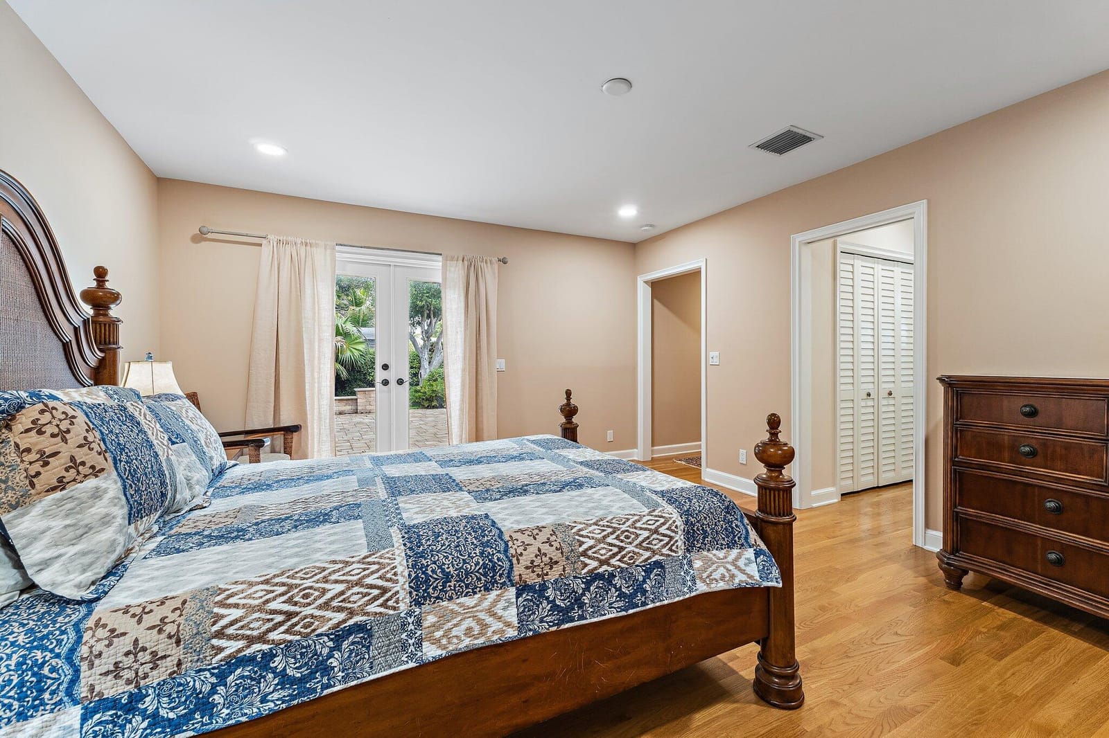324 Sandal Lane, Palm Beach Shores, FL 33404 photo 22