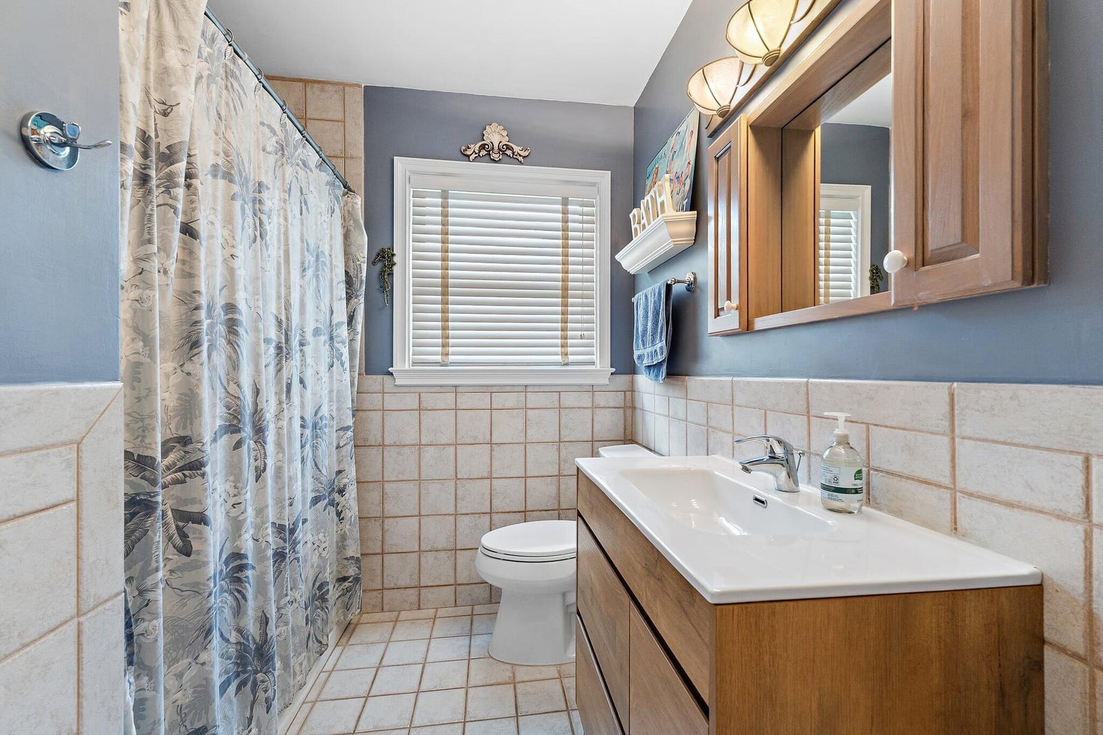 324 Sandal Lane, Palm Beach Shores, FL 33404 photo 27