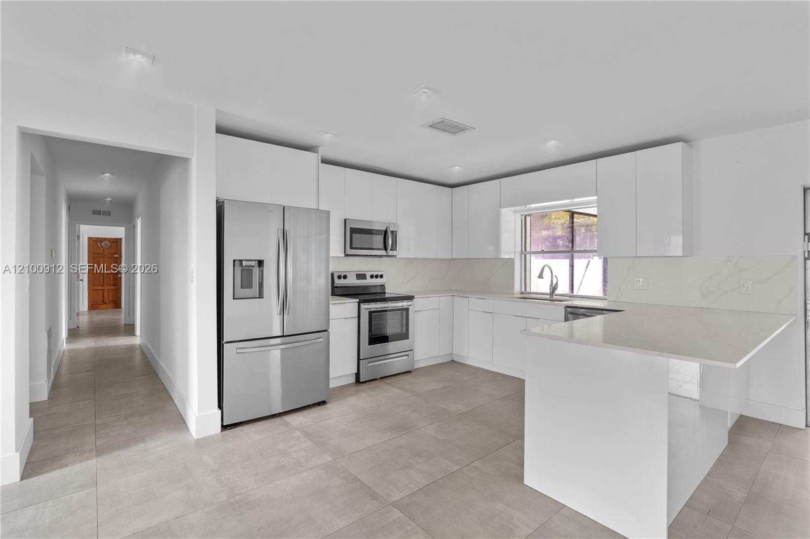 4546 SW 51st Street 4546, Dania Beach, FL 33314 photo 4