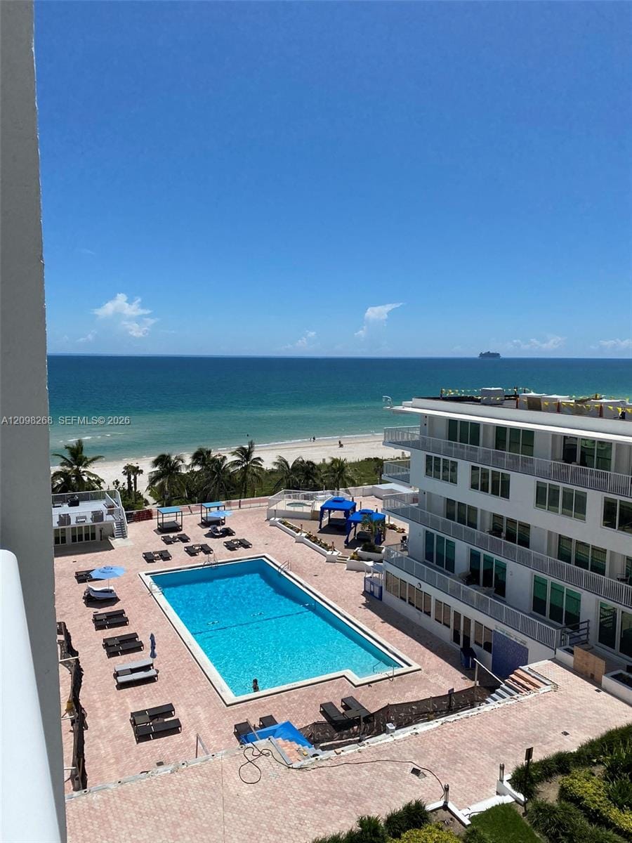 5401 Collins Avenue 612, Miami Beach, FL 33140 photo 2
