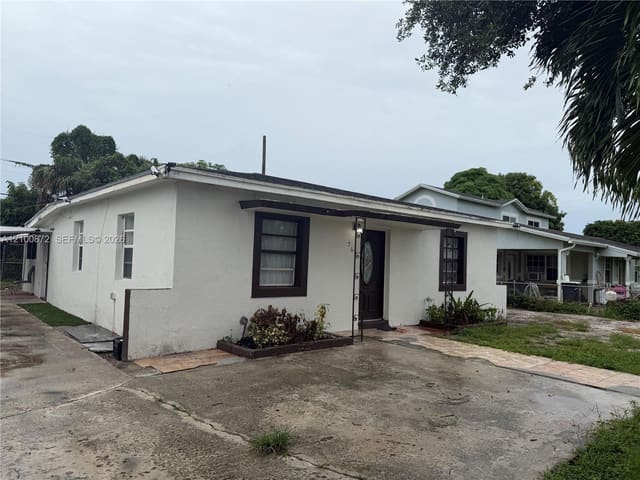 765 Arabia Avenue 765, Opa-Locka, FL 33054
