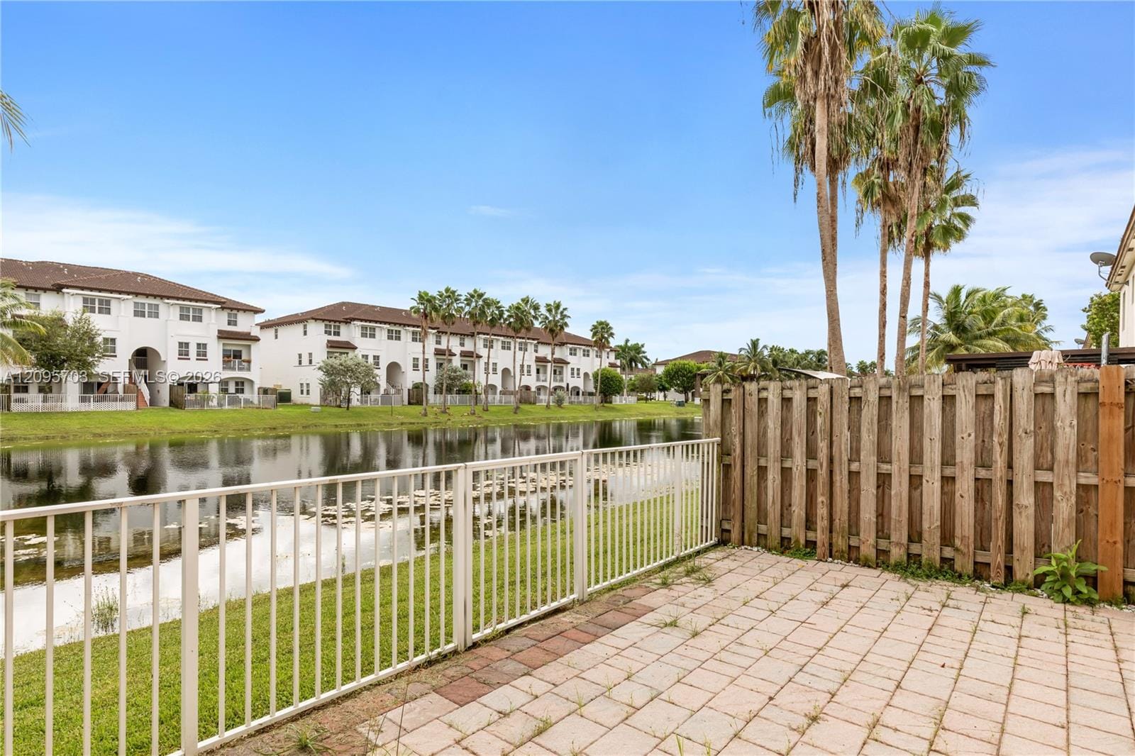 8965 NW 98th Avenue, Doral, FL 33178 photo 2