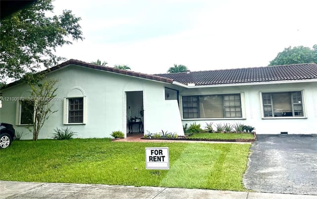 8110 SW 129th Avenue, Miami, FL 33183