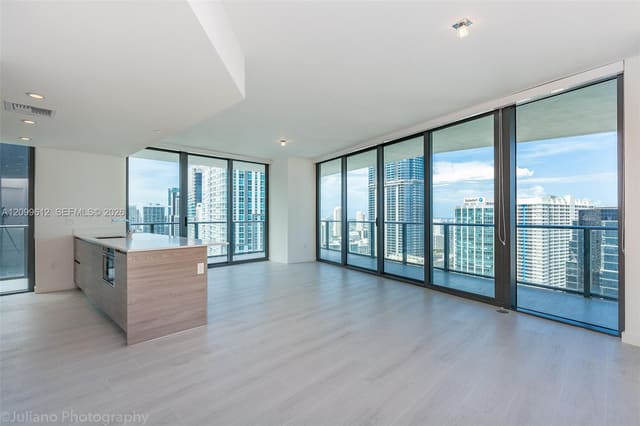 1300 S Miami Avenue 3301, Miami, FL 33130