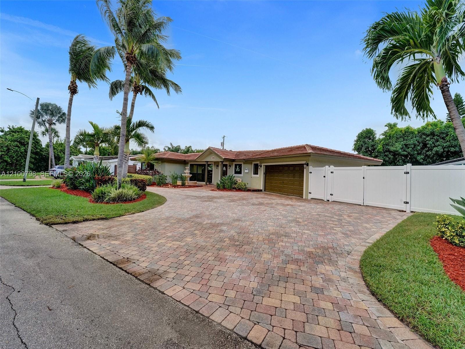 2756 NE 33rd Street, Fort Lauderdale, FL 33306 photo 4