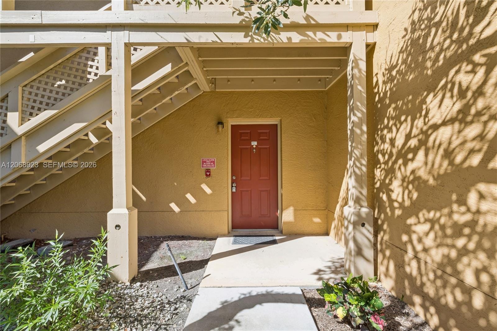 4863 Via Palm Lakes 807 — photo 8