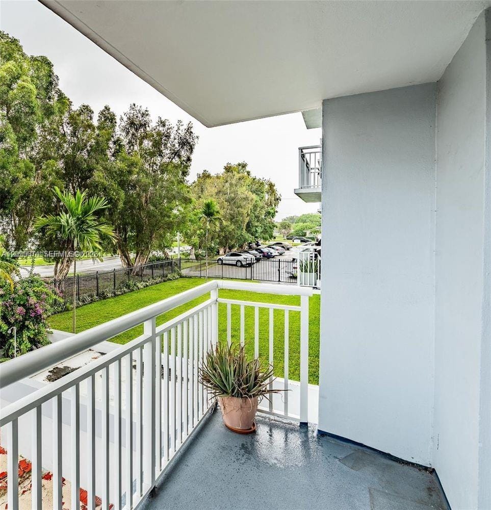 1251 NE 108th Street 221, Miami, FL 33161