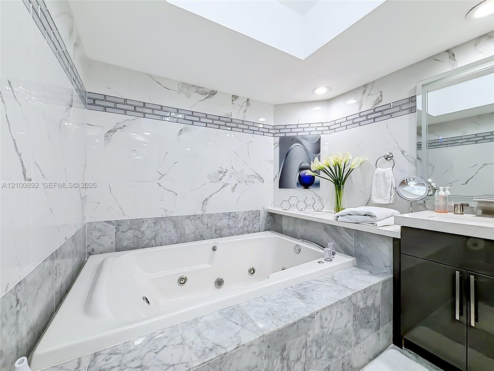 16485 Collins Avenue 2635, Sunny Isles Beach, FL 33160 photo 25