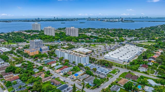 1251 NE 108th Street 501, Miami, FL 33161
