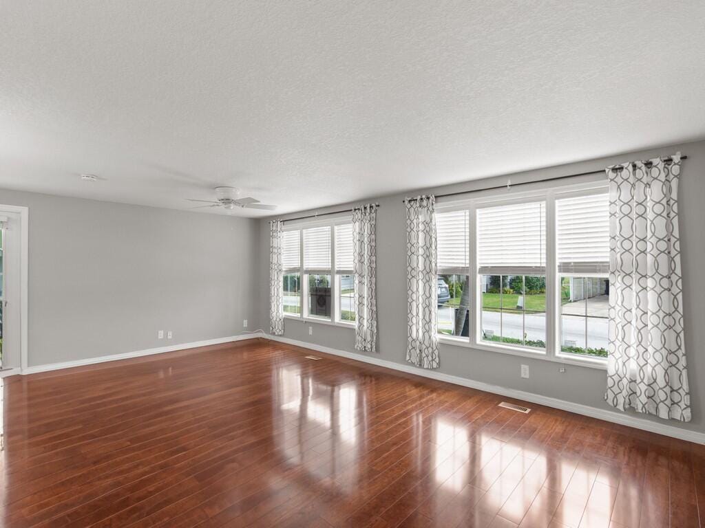 395 NE Jade Circle, Jensen Beach, FL 34957 photo 15