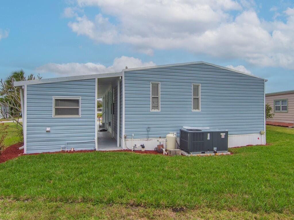 395 NE Jade Circle, Jensen Beach, FL 34957 photo 27
