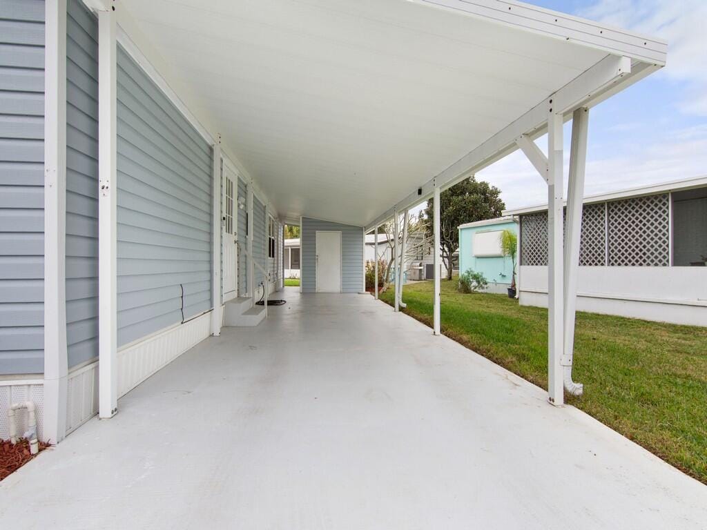 395 NE Jade Circle, Jensen Beach, FL 34957 photo 7