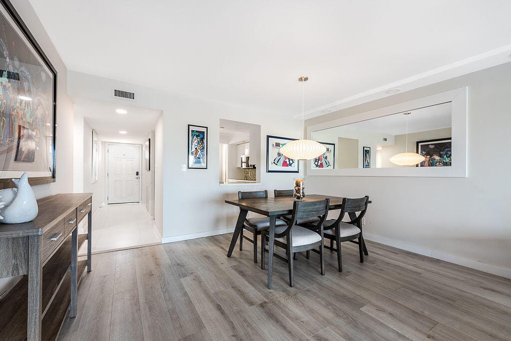 985 SE 19th Avenue 203 — photo 11