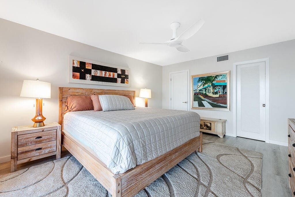 985 SE 19th Avenue 203, Deerfield Beach, FL 33441 photo 17