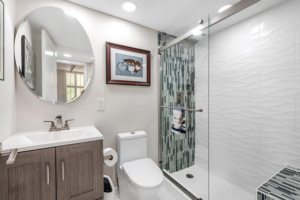 985 SE 19th Avenue 203 — photo 9